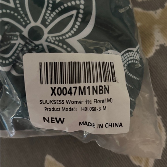 NWT Green Floral Tummy Control One-Piece Swimsuit - Picture 4 of 5